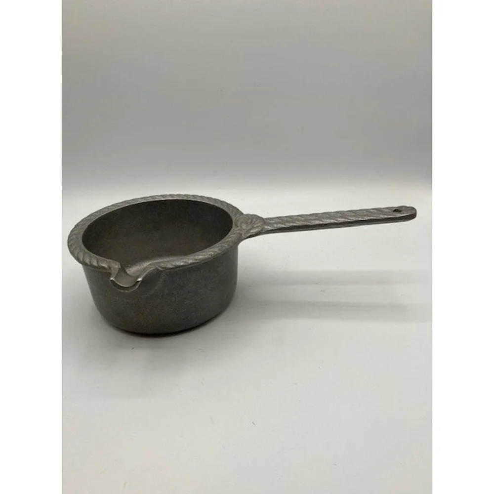 Wilton Armetale Gourmet Grillware Saucepan with Spout  5.25 Diameter‎
